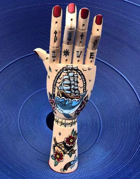 Oldschool Hand-Painted Wooden Art Mannequin – Gothic Tattoo Body Figurine Home Décor