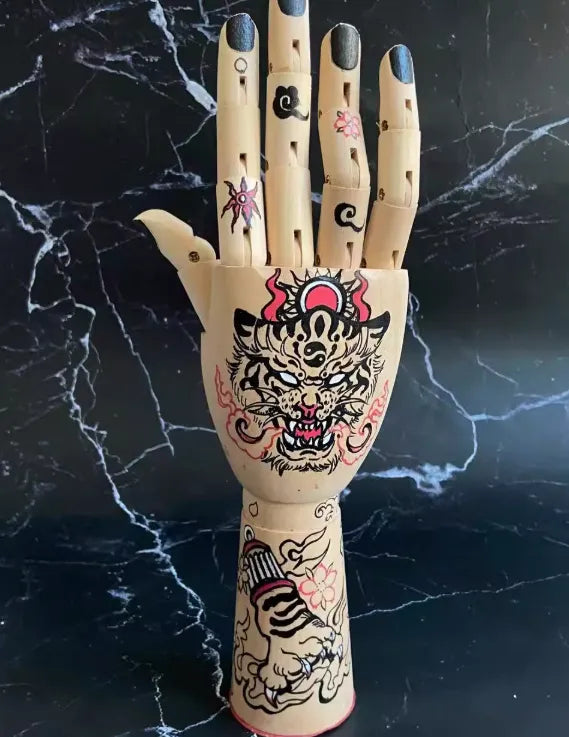 Oldschool Hand-Painted Wooden Art Mannequin – Gothic Tattoo Body Figurine Home Décor